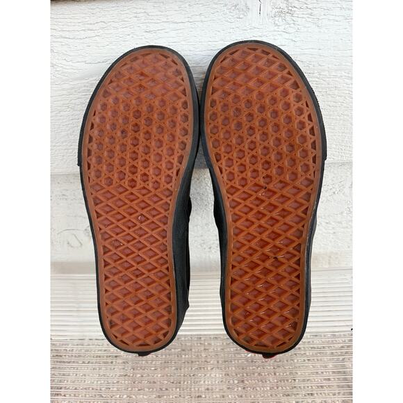 **VANS** Asher Black Canvas Slip-On Skater Shoe Women's Size 7 / Men's Size 5.5 - Picture 4 of 5